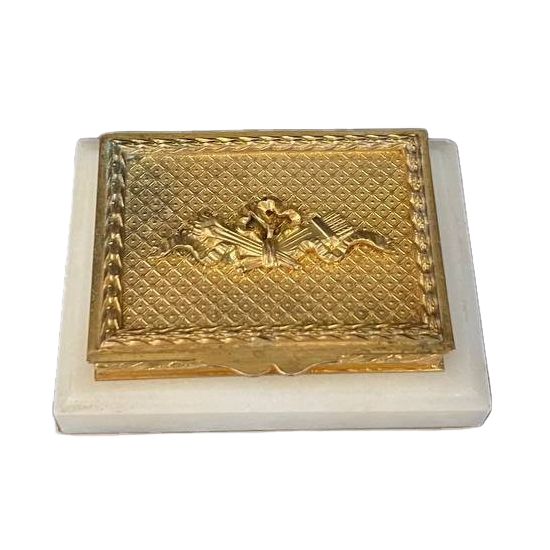 Scatola per francobolli in bronzo dorato su base di marmo, Francia, XIX secolo