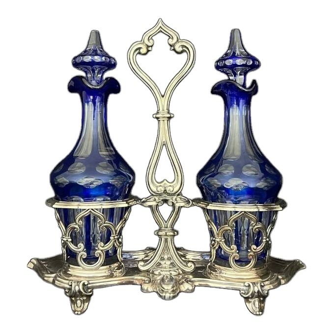 Huilier vinaigrier in cut blue crystal, solid silver mount, silversmith A. Debain