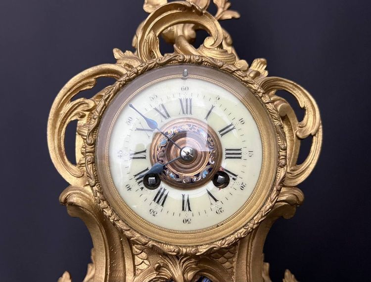 Pendeluhr aus Bronze und Cloisonné-Emaille - Stil Napoleon III, Anfang 20.