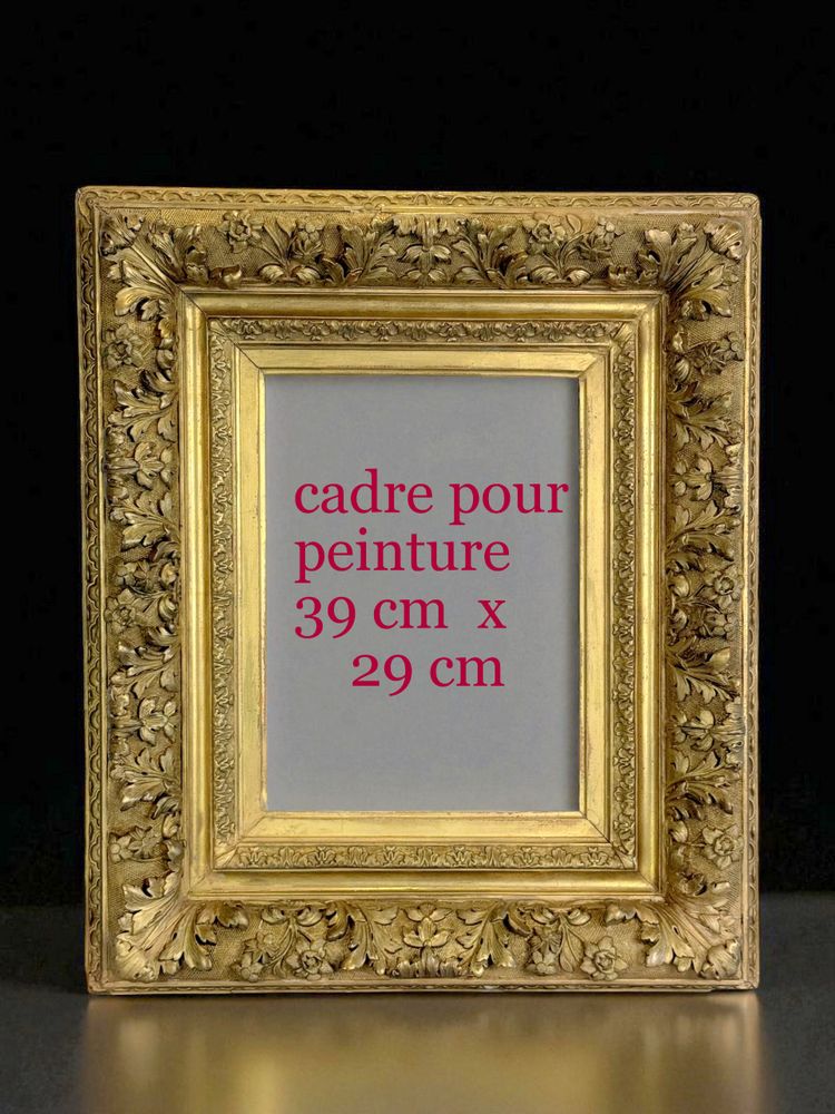 RICHLY SCULPTTED 19th CENTURY FRAME IN WOOD AND GILDED STUC FOR PAINTING 39 cm x 29 cm