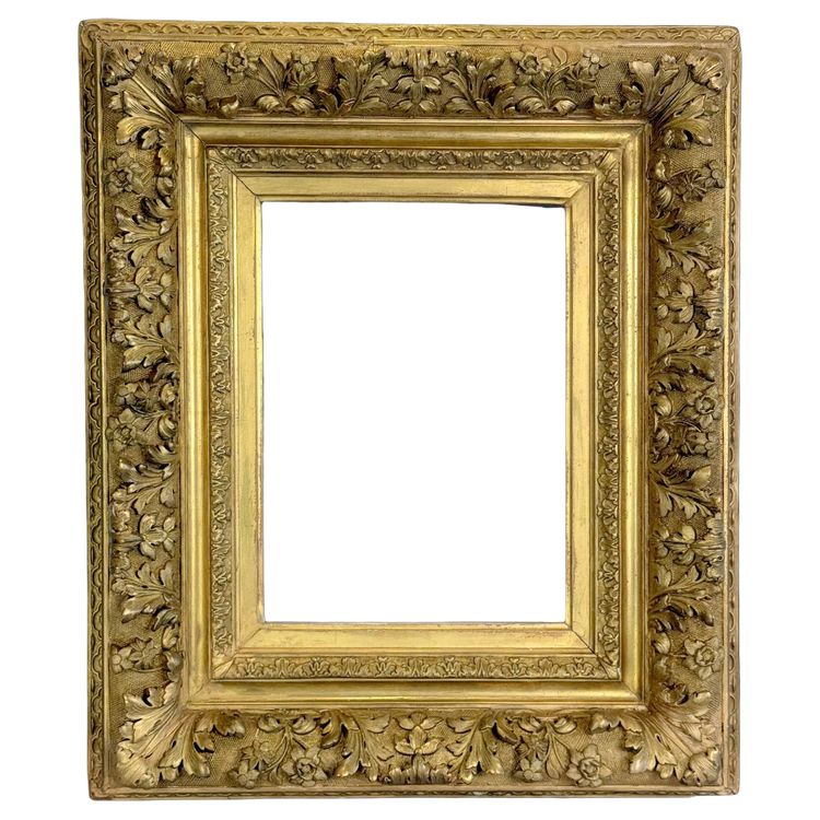 RICHLY SCULPTTED 19th CENTURY FRAME IN WOOD AND GILDED STUC FOR PAINTING 39 cm x 29 cm