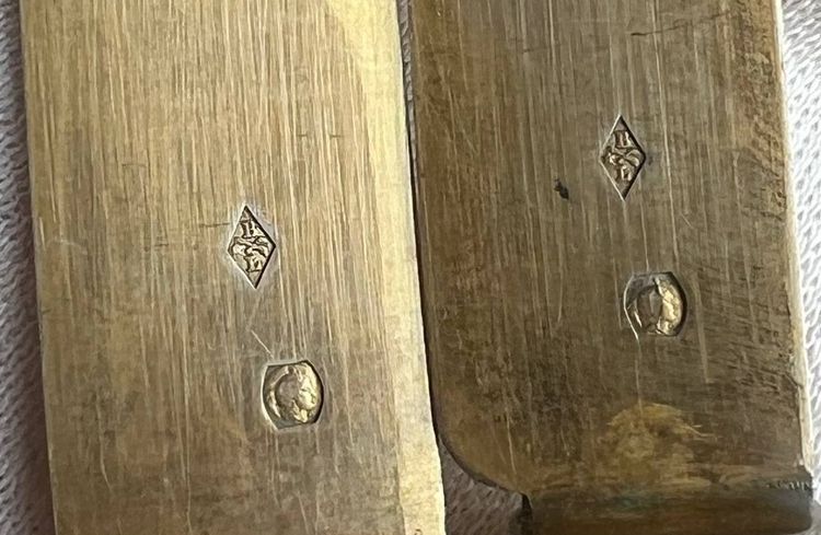 Set of 12 Minerve silver knives B.Lorillon (Paris,1854-1857), monogrammed mother-of-pearl handles