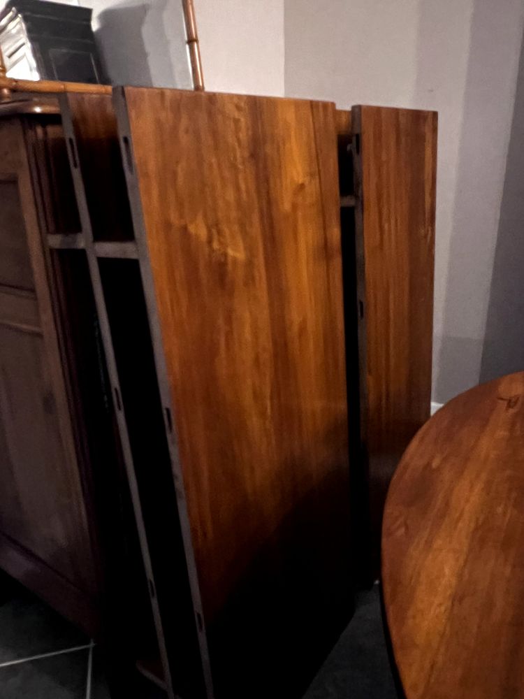 WALNUT SHUTTER TABLE (dining table)