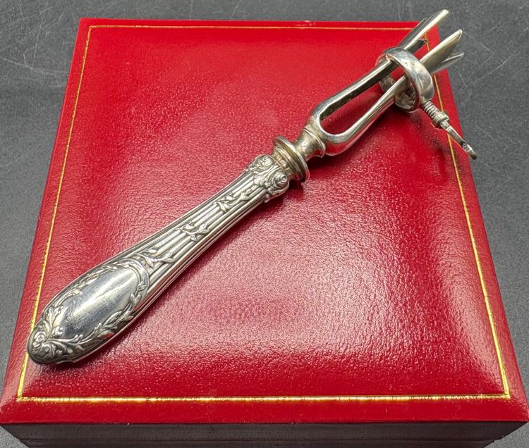 Chop handle