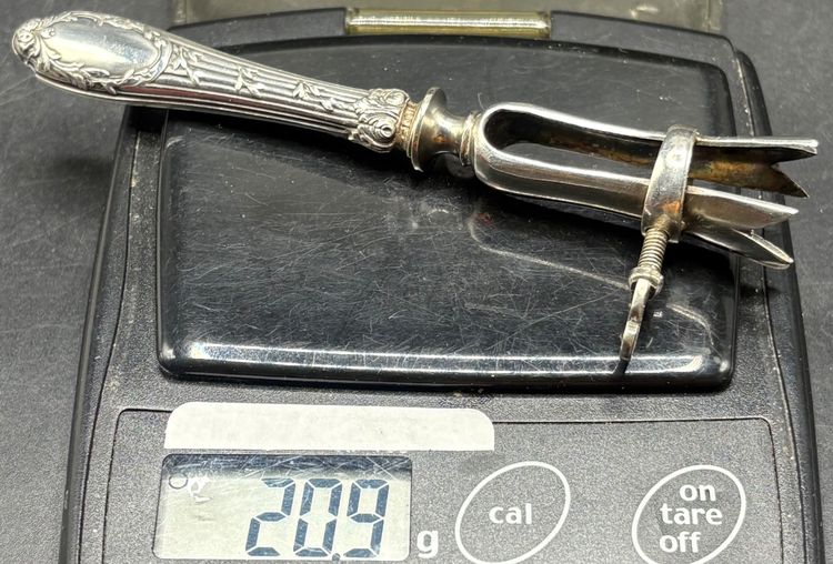 Chop handle