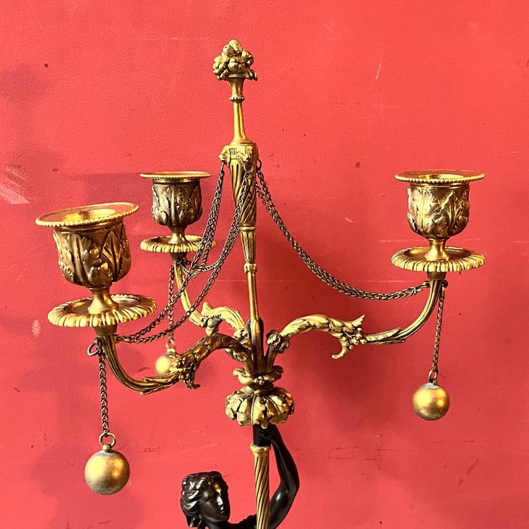Coppia di candelabri con donne antiche, 1820 circa