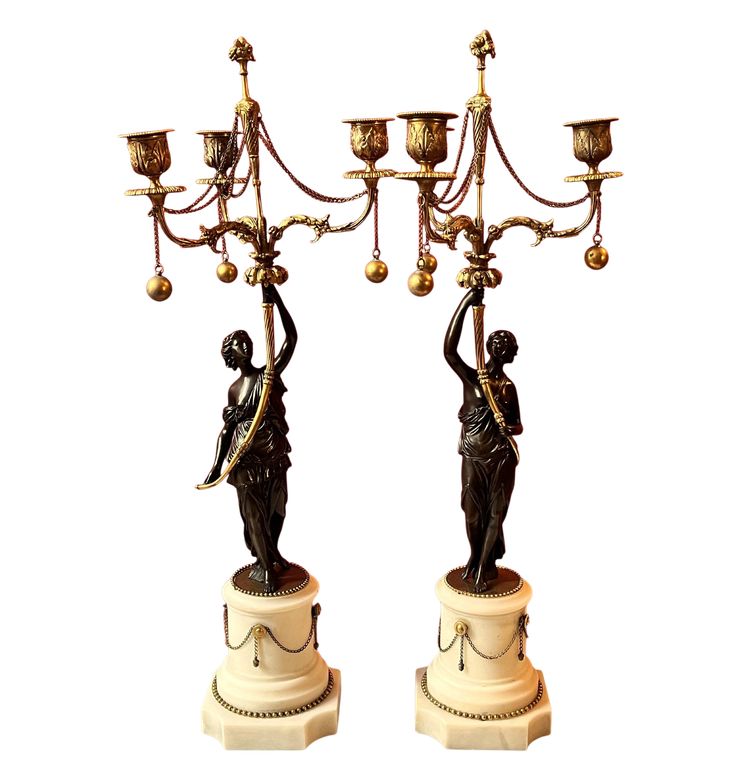 Coppia di candelabri con donne antiche, 1820 circa
