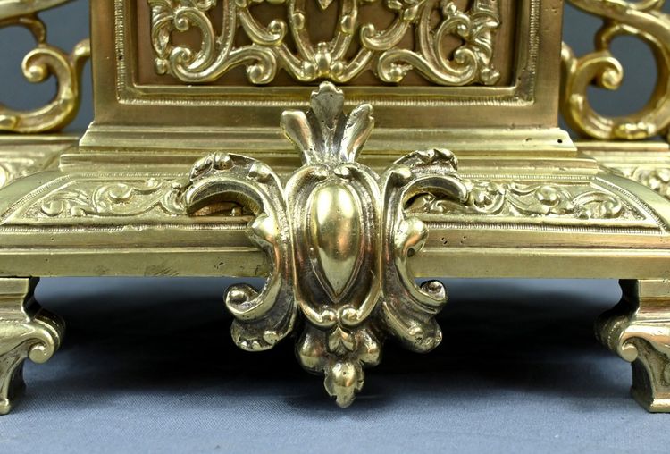 Gilt bronze clock, Louis XIV style - Mid 20th century