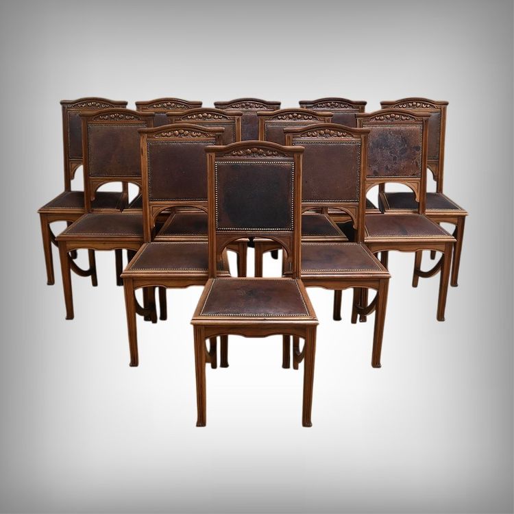 Suite di 12 sedie in noce, Art Nouveau - Inizio XX secolo