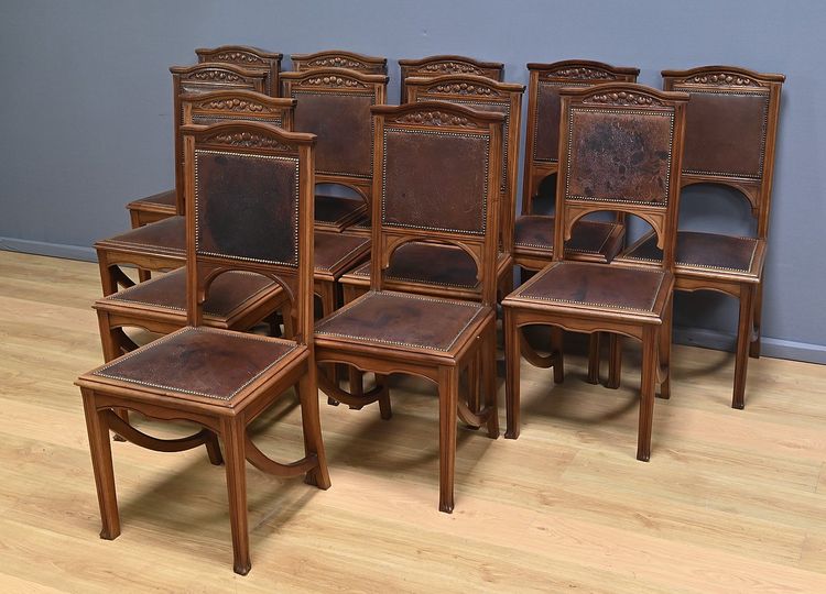 Suite di 12 sedie in noce, Art Nouveau - Inizio XX secolo