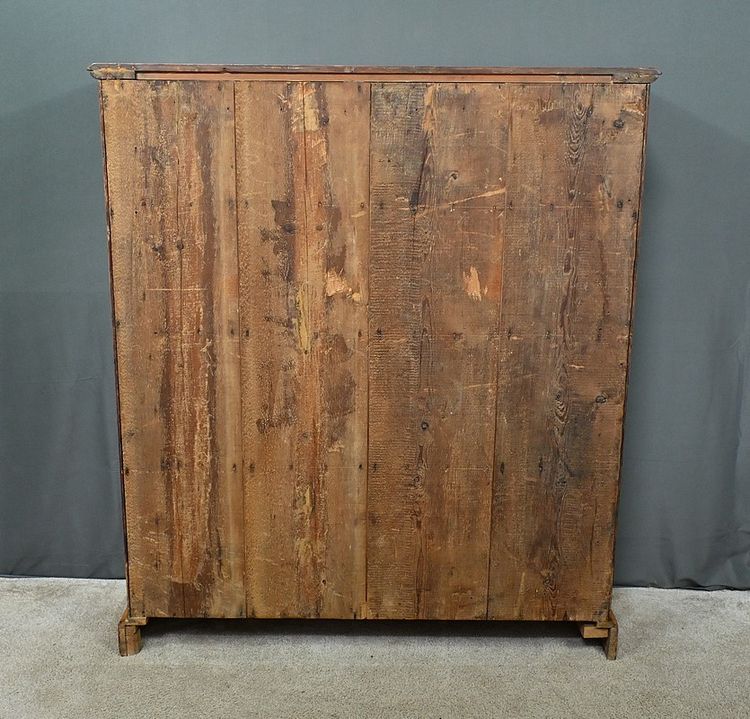 Pine showcase - 1920