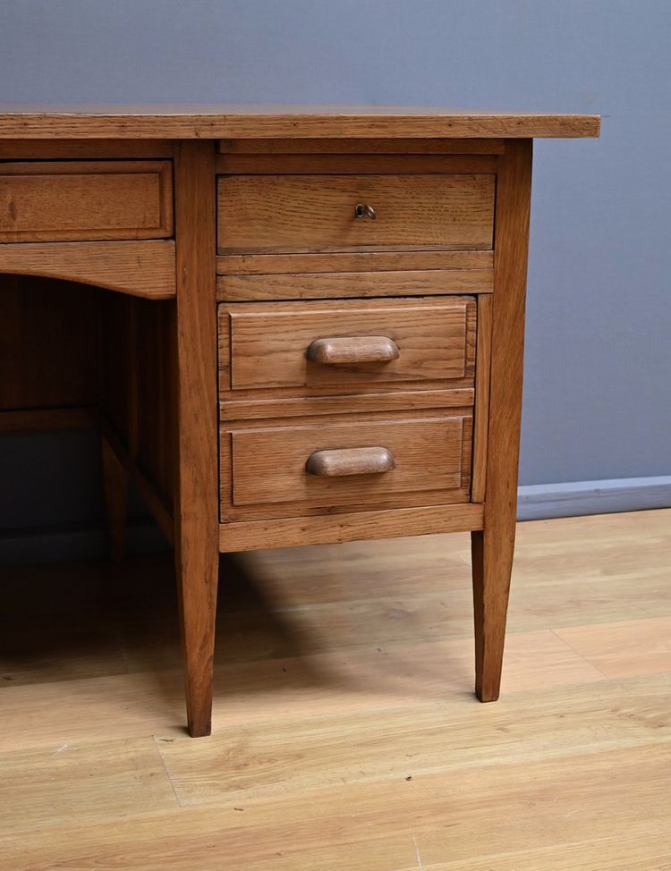 Solid oak pedestal desk, Régy - 1940