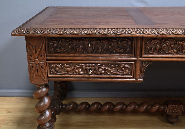 Bureau en Chêne, style Néo-Gothique – Fin XIXe