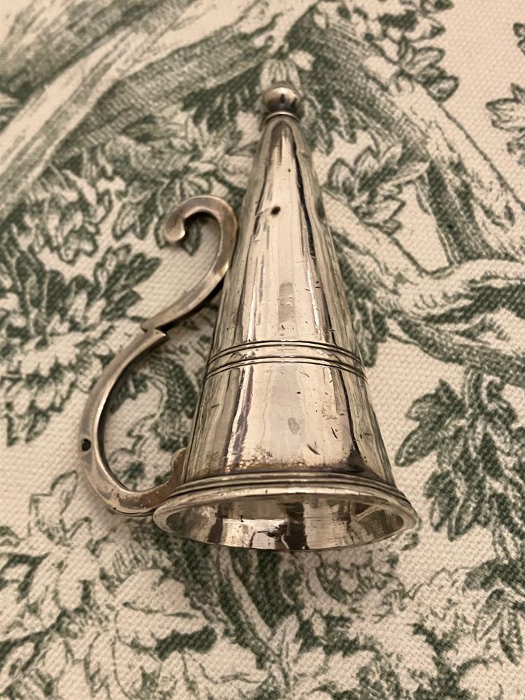 Very beautiful and rare 18th century sterling silver extinguisher, Fermiers Généraux hallmark.