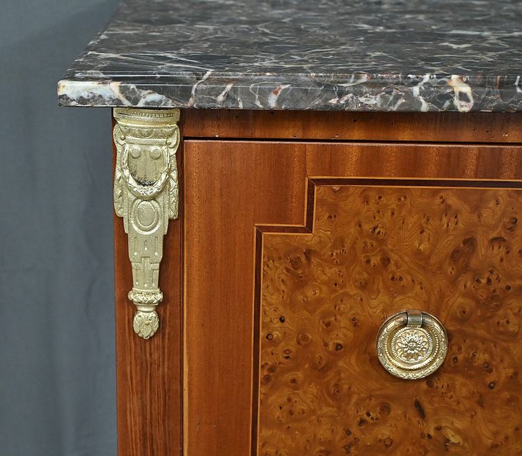 Cassettone intarsiato, stile Luigi XVI - metà del XX secolo