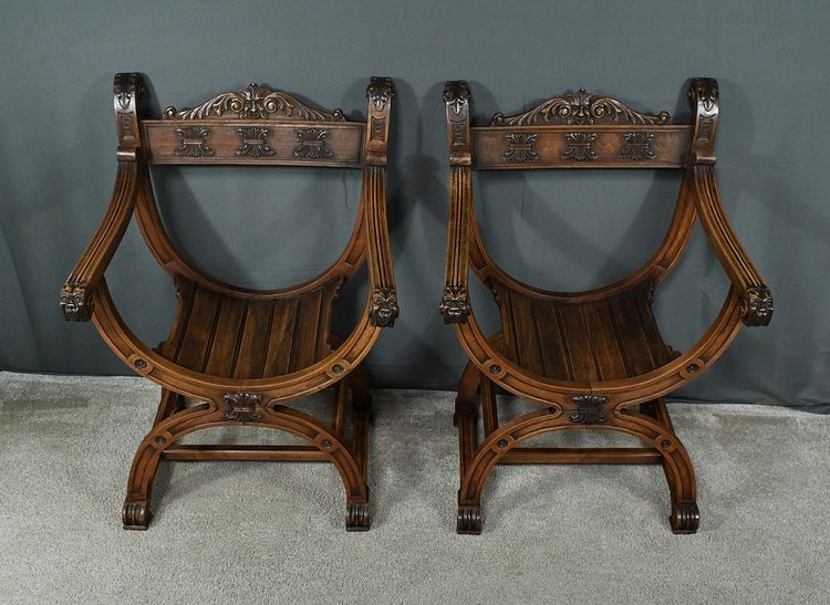 Pair of Dagobert Armchairs in Walnut, Medieval style - Late 19th century