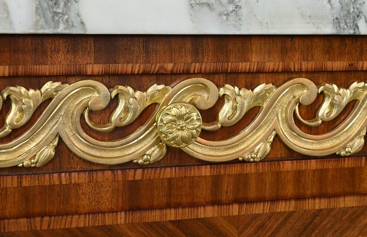 Meuble Vitrine en Marqueterie, style Louis XVI – 2ème partie XIXe