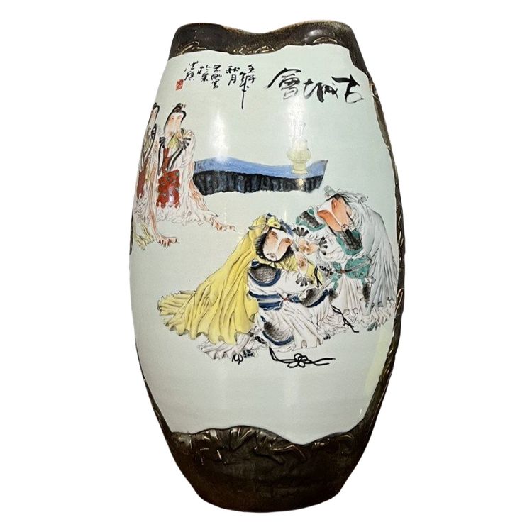 Asia, XX secolo: grande vaso cinese in porcellana dipinta