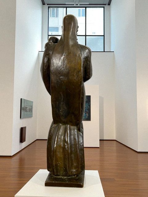 ANTIQUE PATINATED BRONZE REPRESENTING THE "VIRGIN AND CHILD", 42 CM HIGH