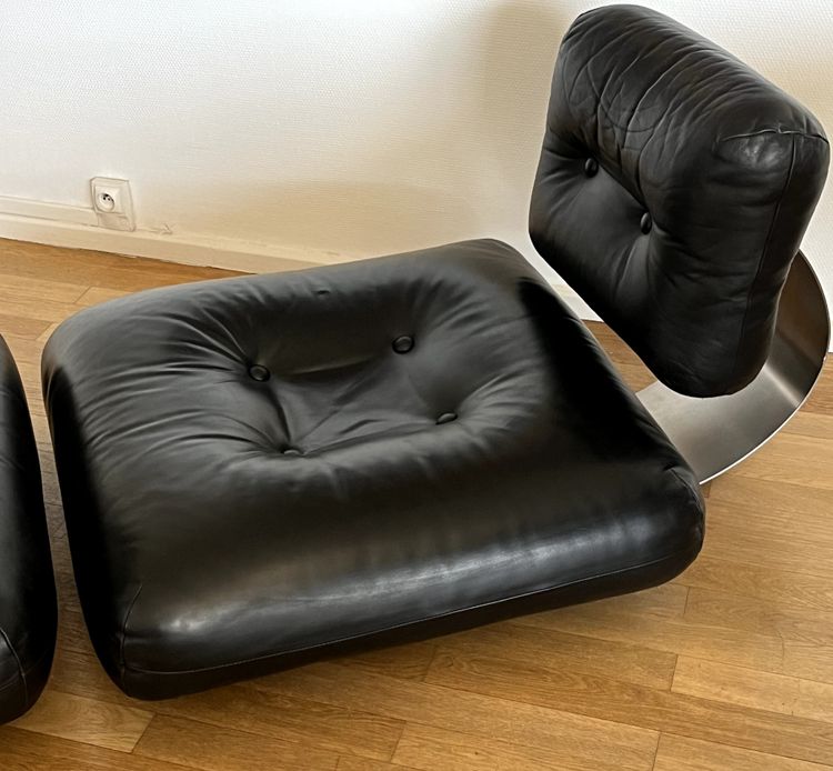 Oscar Niemeyer Lounge Chair + Ottoman Model Alta Bas ON1PH for Mobilier International