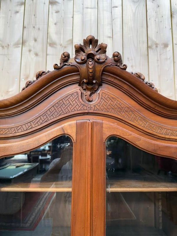 Showcase - narrow louis xv style library in walnut