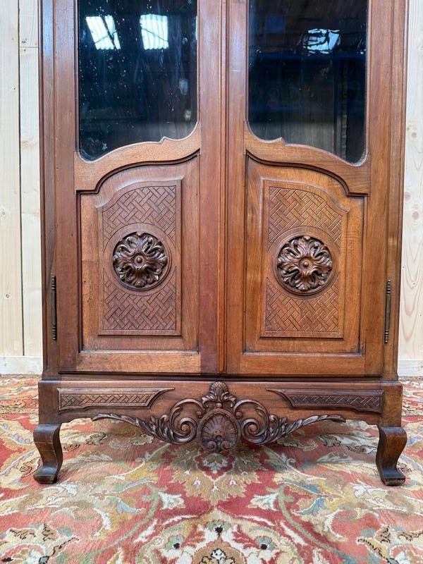 Showcase - narrow louis xv style library in walnut