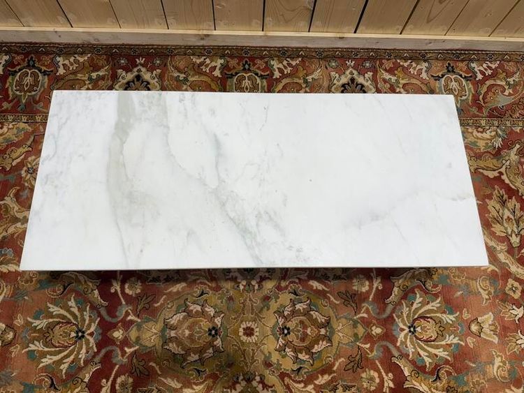 Table basse 1970 laiton et marbre de carrare 