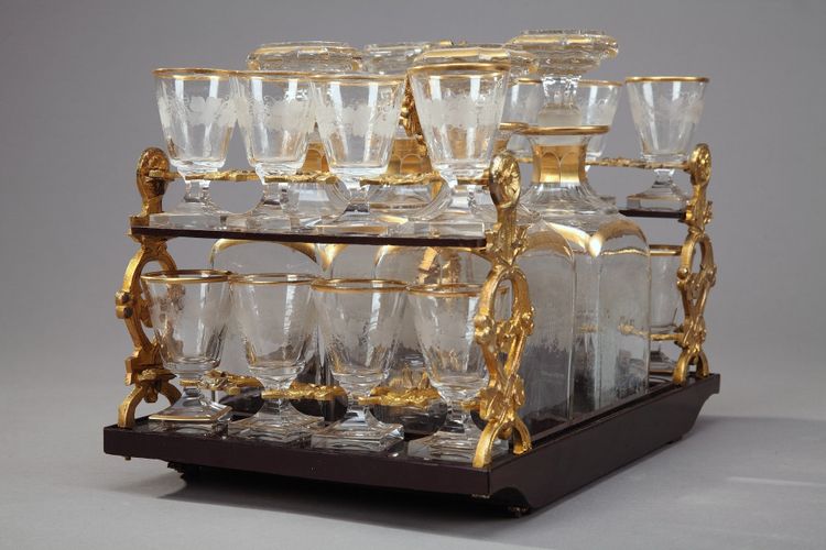 Cave à liqueur Napoléon III en bois d'ébène et incrustations de laiton