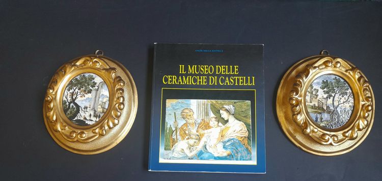 Castelli 18th century two oval earthenware animated landscapes
