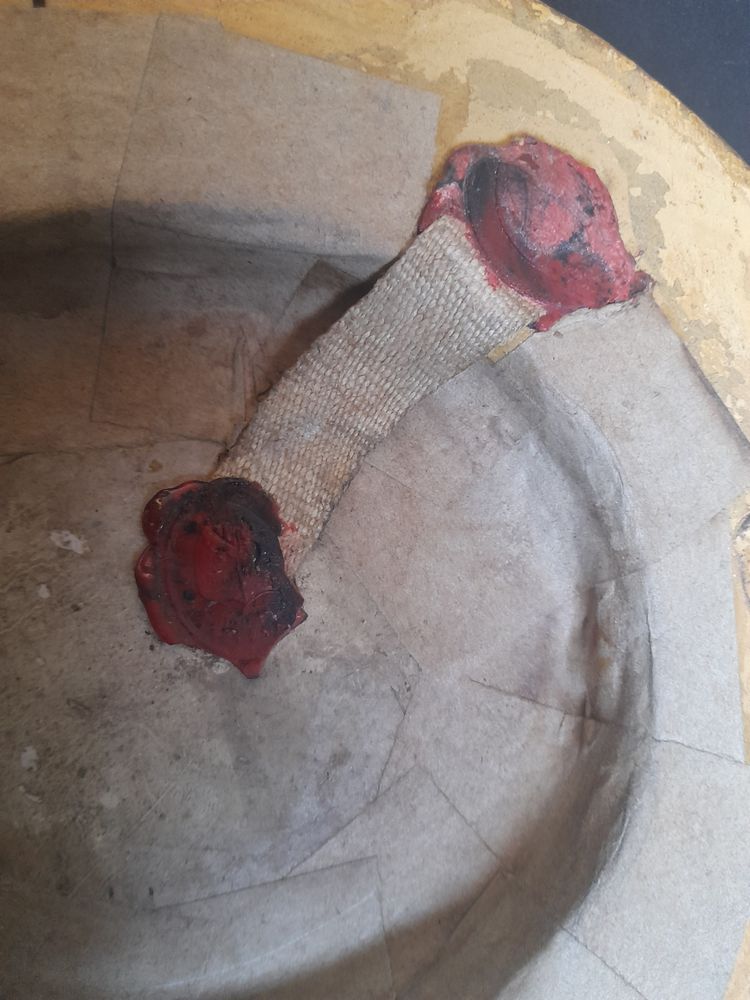 Castelli 18th century two oval earthenware animated landscapes