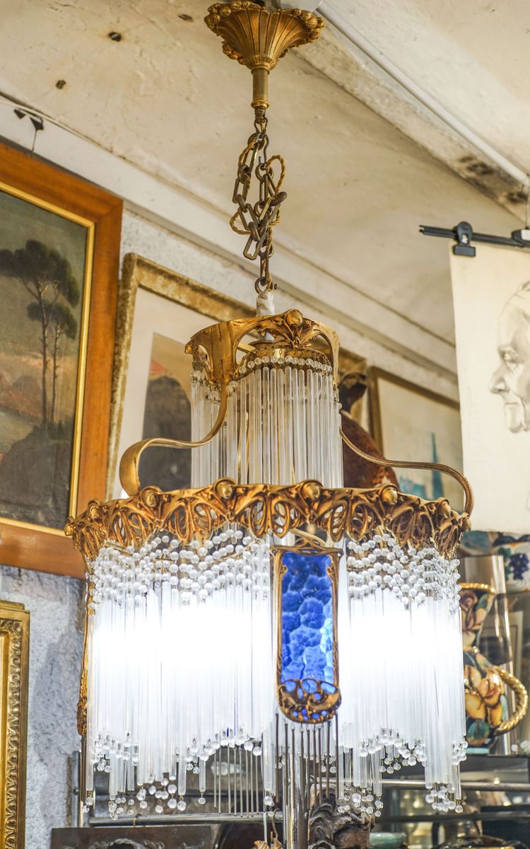 Haus SOFAR, Jugendstil Kronleuchter