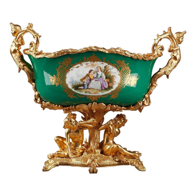 Jardinière ancienne en porcelaine et bronze doré à décor de couples galants