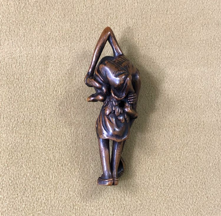 JAPON ancien netsuke en buis figurant ASHINAGA TENAGA