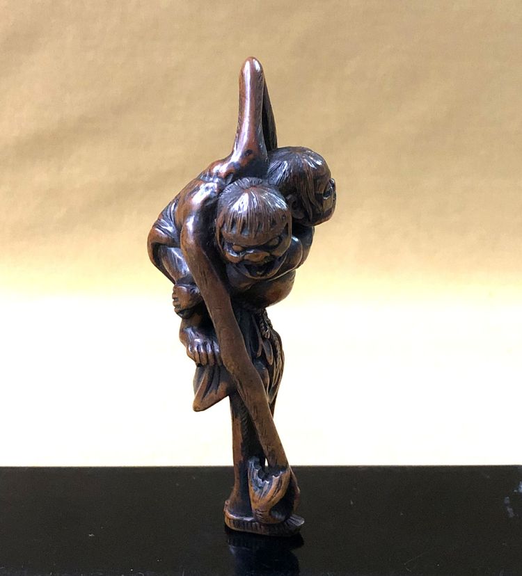 JAPON ancien netsuke en buis figurant ASHINAGA TENAGA