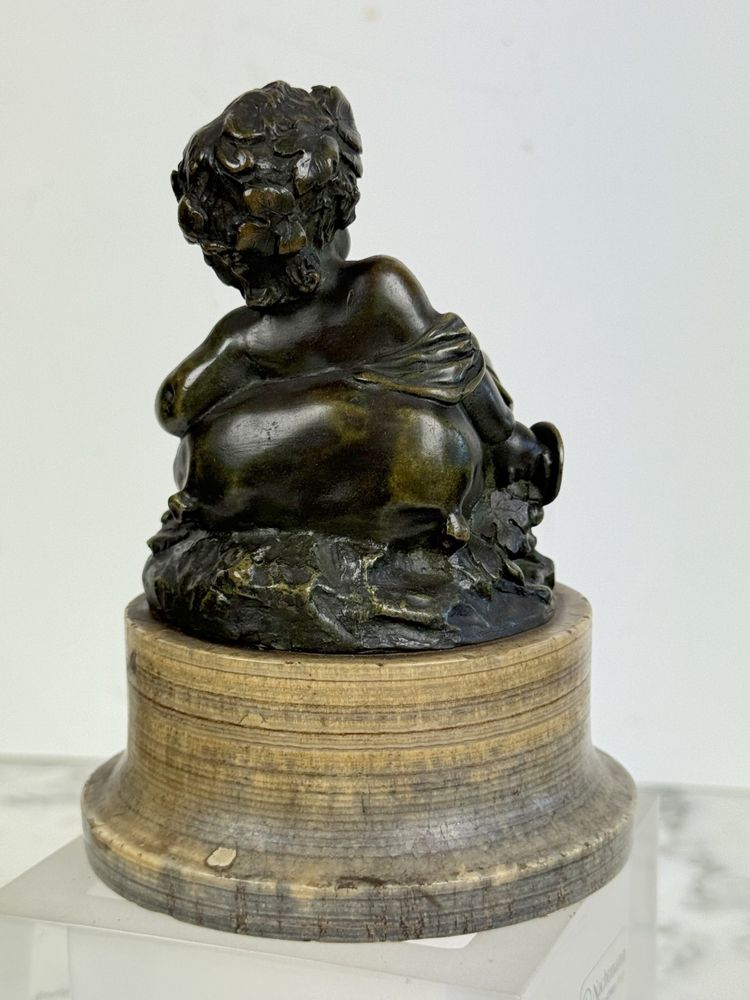 PUTTI EN BRONZE PATINÉ REPOSANT SUR UN SOCLES EN MARBRE EPOQUE 18 /19e