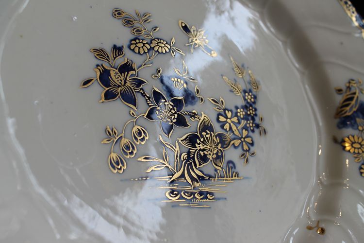 Six plates with kakiemon decoration