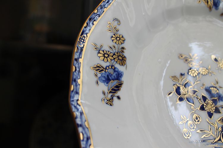 Six plates with kakiemon decoration