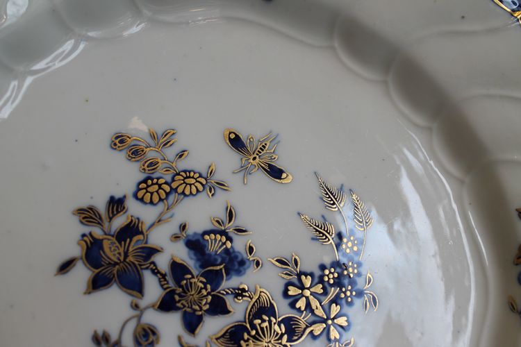 Six plates with kakiemon decoration