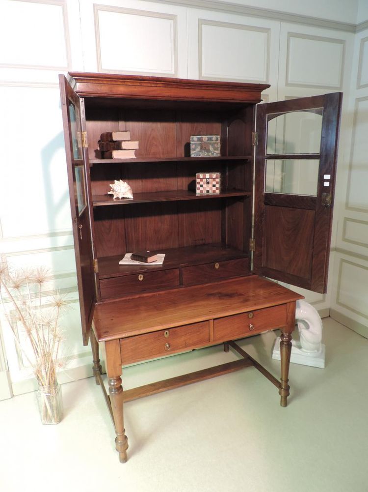 Biblioteca d'ufficio