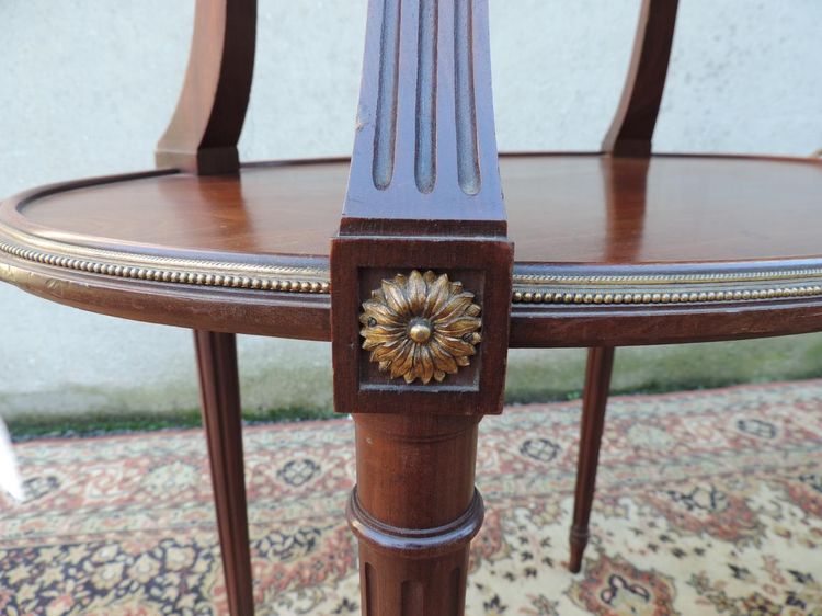 Table à Thé