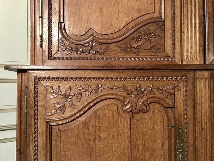 Normannisches Sideboard aus Eiche, 1. Hälfte 19.