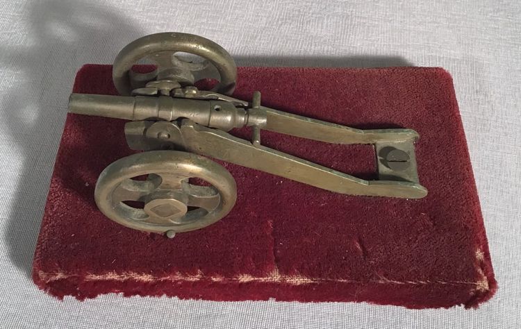 Canone in miniatura in bronzo del XIX secolo