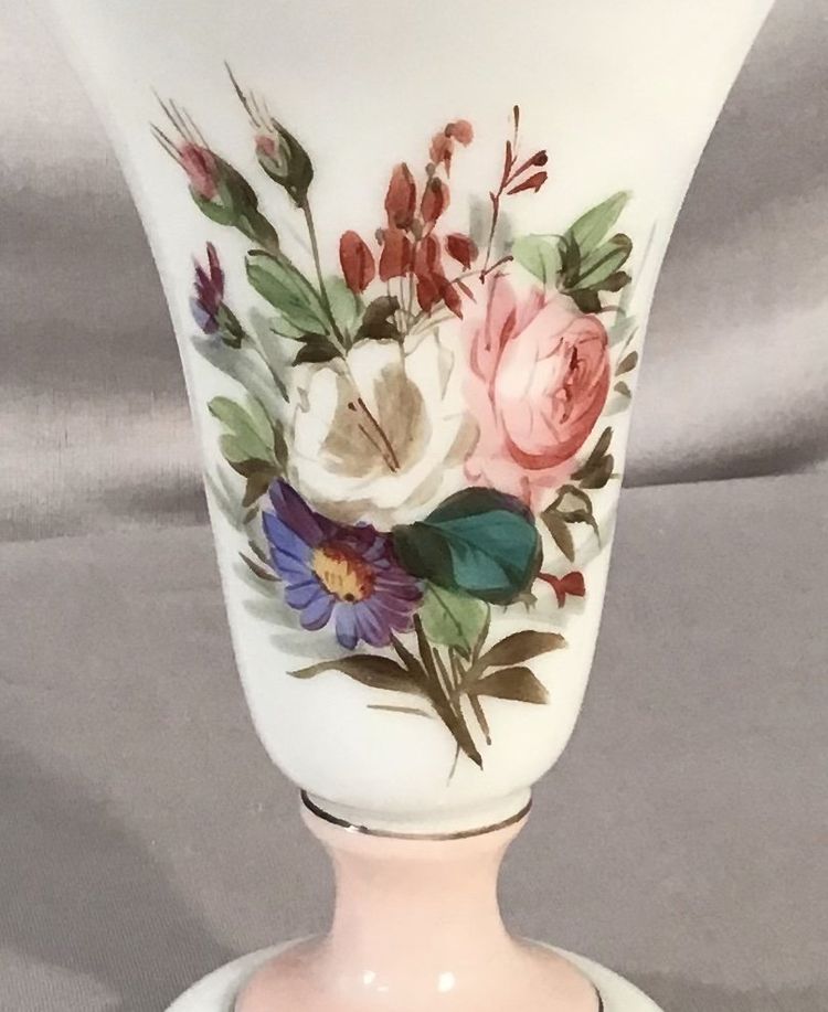 Vaso opalino, fine XIX secolo