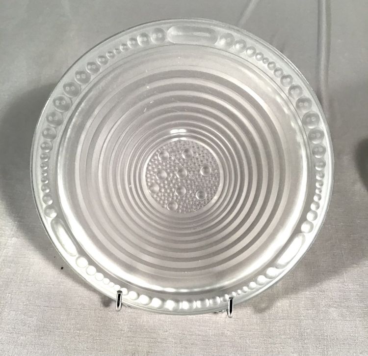 1 Dessous De Plat And 3 Dessous De Bouteilles En Verre Dans Le Goût De "verlys", 20th century
