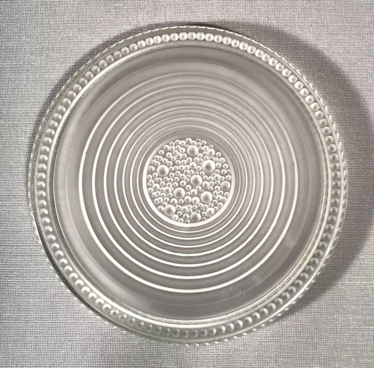 1 Dessous De Plat And 3 Dessous De Bouteilles En Verre Dans Le Goût De "verlys", 20th century