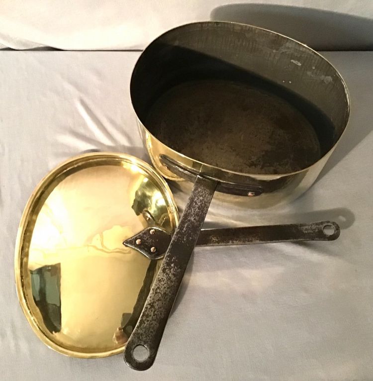 Daubière Ovale En Laiton 19ème