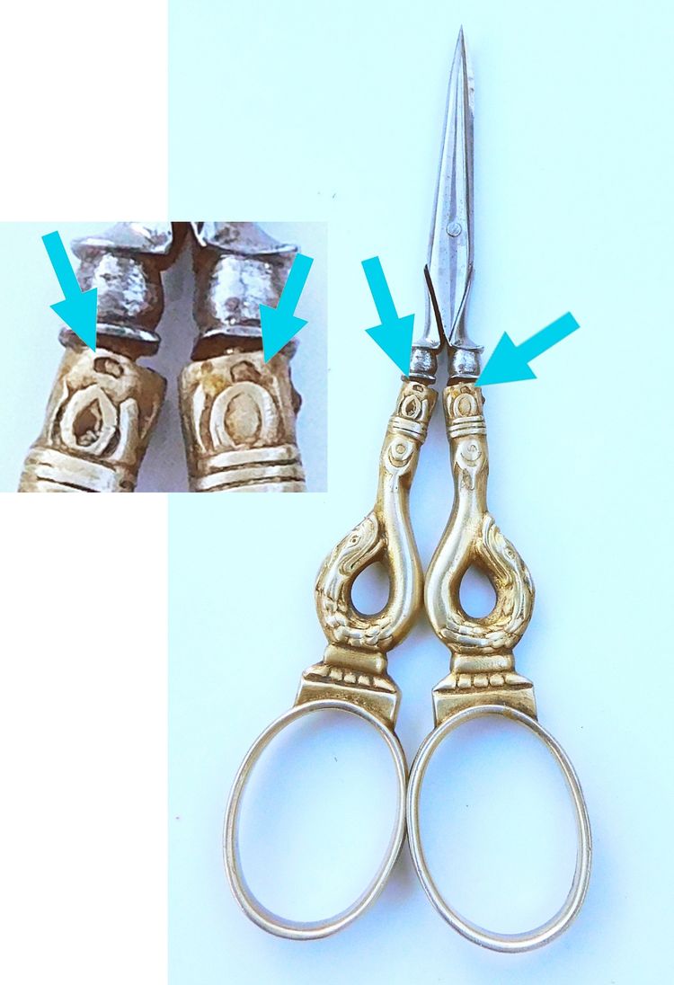 Sewing set in late 19th century vermeil with snake motif scissors thimble
