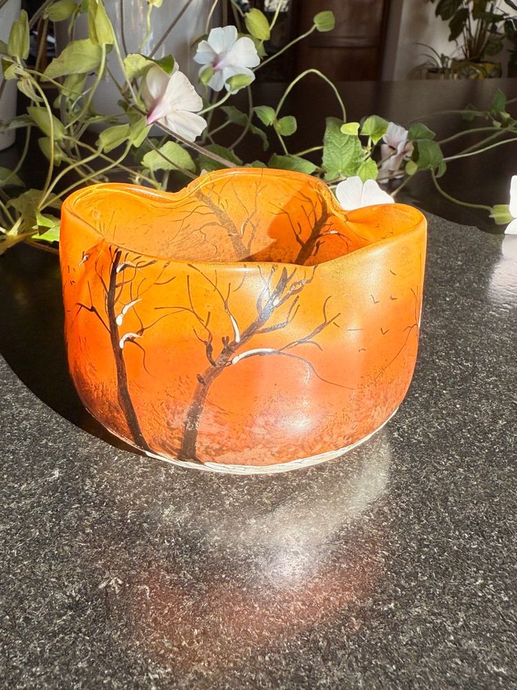Legras: magnificent four-lobed bowl with snowy decor
