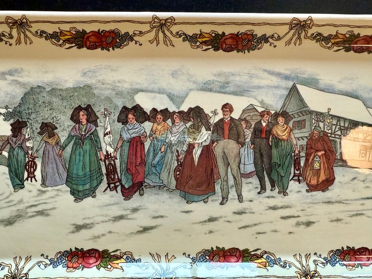 RARE SARREGUEMINES OBERNAI, CAKE DISH, with the mark LOUX-UTZSCHNEIDER et CIE