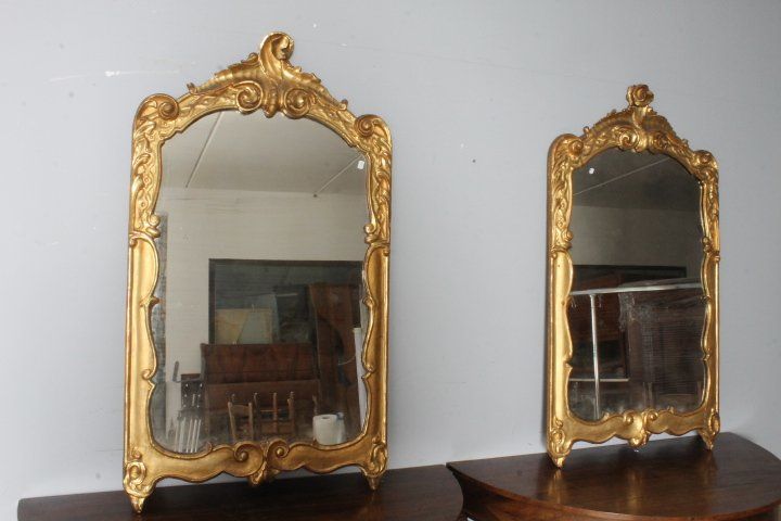Paire de miroirs anciens Louis XVI 1750 en or pur. Dimensions 124 x 70 cm